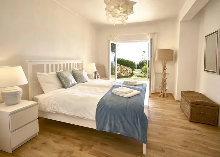 E&M Beach House Aldeamento Do Levante I